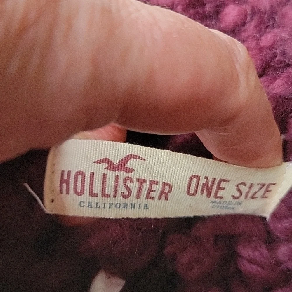 Hollister Set Bundle 2 Chunky Knit Scarves White Burgundy Cableknit Loop 17